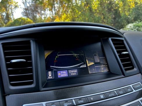 Used 2019 INFINITI QX60 Luxe w/ Essential Package image 43