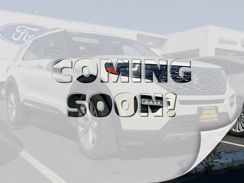 Certified 2022 Ford Explorer Platinum w/ Technology Package AWD/4WD image 1