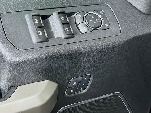 Used 2018 Ford F150 Lariat AWD/4WD image 15