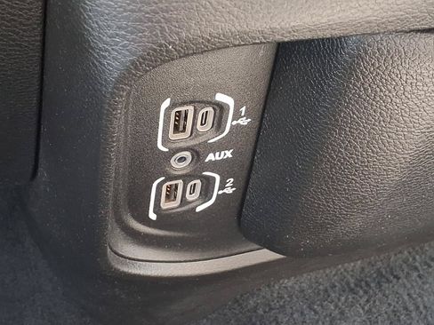 Used 2022 RAM 2500 Big Horn AWD/4WD image 25