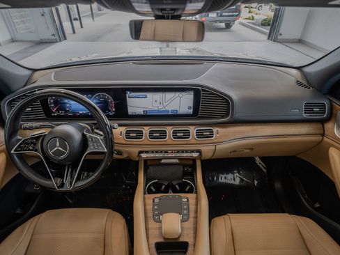 Used 2024 Mercedes-Benz GLE 350 4MATIC image 8
