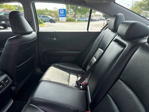 Used 2016 Honda Accord EX-L image 21