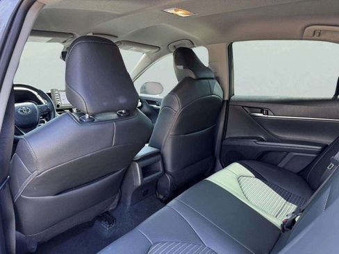 Used 2024 Toyota Camry SE image 36