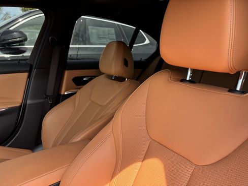 Certified 2023 BMW 330i Sedan w/ Premium Package image 16