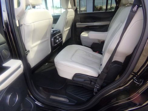 Used 2021 Ford Expedition Platinum AWD/4WD image 26