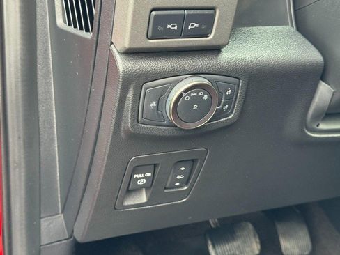 Used 2020 Ford F150 Raptor w/ Equipment Group 802A Luxury image 17