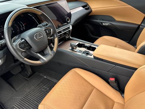 Used 2023 Lexus RX 350 Premium Plus w/ Cold Area Package image 4