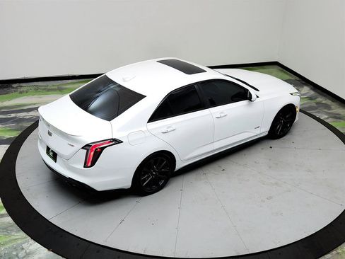 Used 2022 Cadillac CT4 V w/ Climate Package RWD image 33