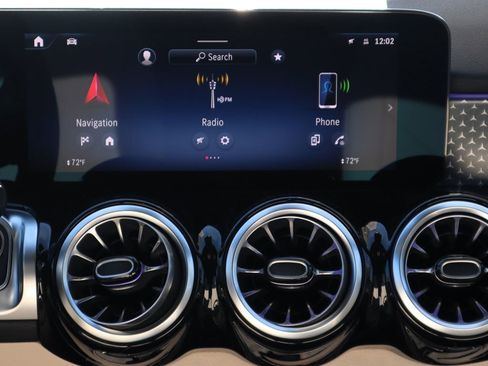 New 2026 Mercedes-Benz GLB 250 4MATIC image 14