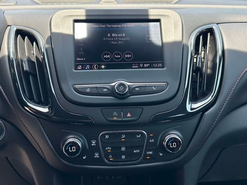 Used 2023 Chevrolet Equinox RS w/ LPO, Floor Liner Package FWD image 8