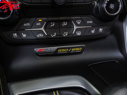 Used 2016 Chevrolet Corvette Z06 w/ 3LZ Preferred Equipment Group RWD image 53
