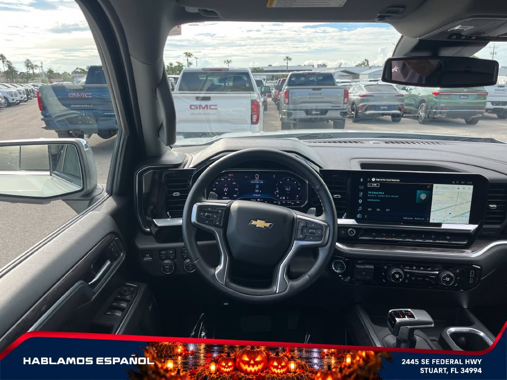 Used 2025 Chevrolet Silverado 1500 LTZ AWD/4WD image 13