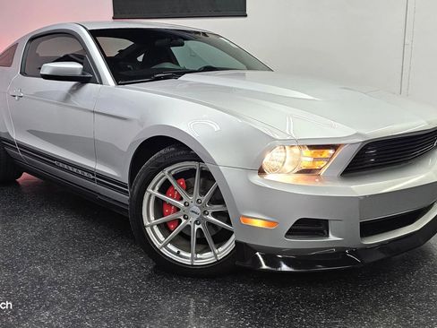 Used 2012 Ford Mustang Coupe RWD image 3