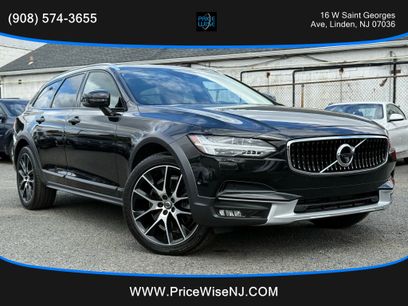 Used 2018 Volvo V90 T6 Cross Country w/ Convenience Package
