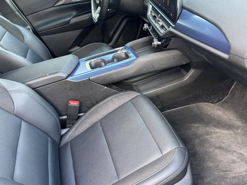 Used 2025 Chevrolet Equinox EV LT w/ Convenience Package image 20