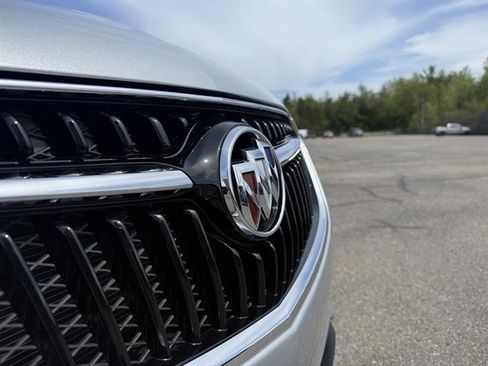 Used 2022 Buick Encore Preferred w/ Safety Package image 8