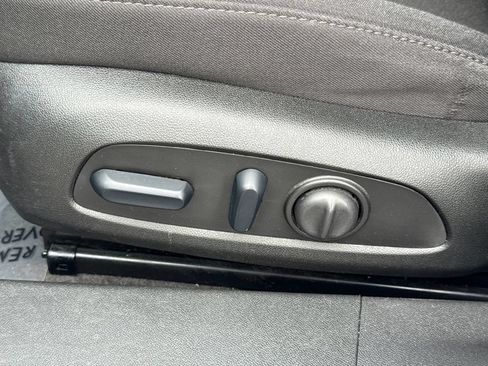 Used 2024 Chevrolet Malibu LT FWD image 27