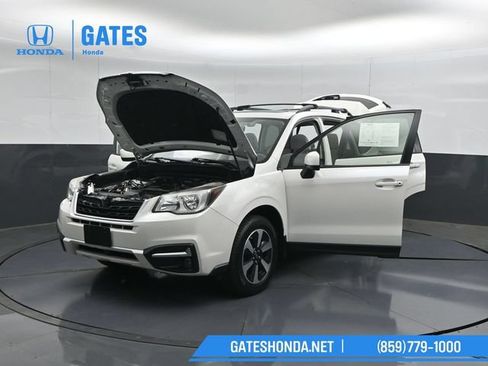 Used 2018 Subaru Forester 2.5i Premium AWD/4WD image 57
