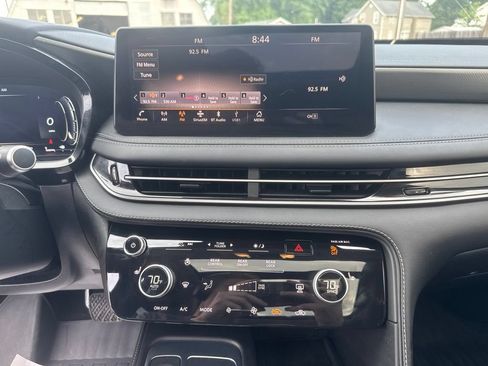 Used 2024 INFINITI QX60 Luxe AWD/4WD image 20