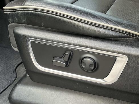 Used 2024 RAM 1500 Laramie image 28