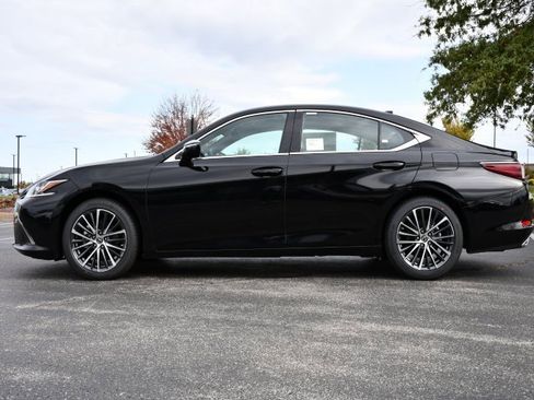 New 2025 Lexus ES 350 w/ Premium Package image 4