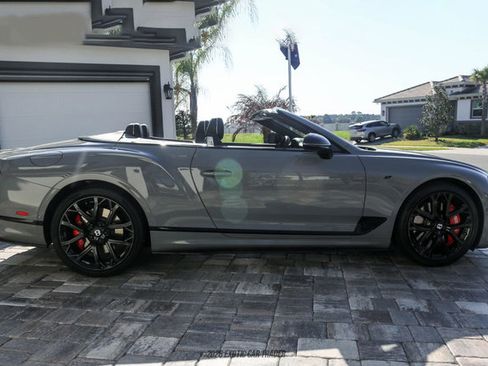 Used 2024 Bentley Continental GT S image 9