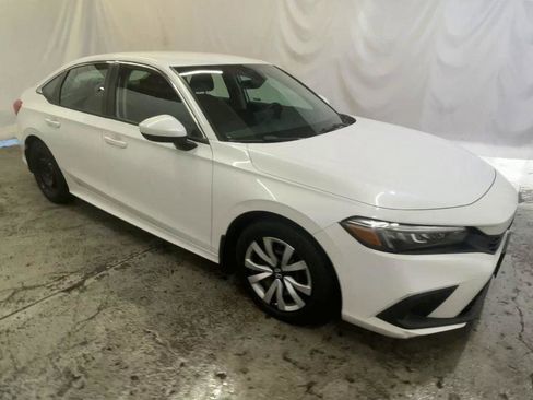 Used 2022 Honda Civic LX image 2