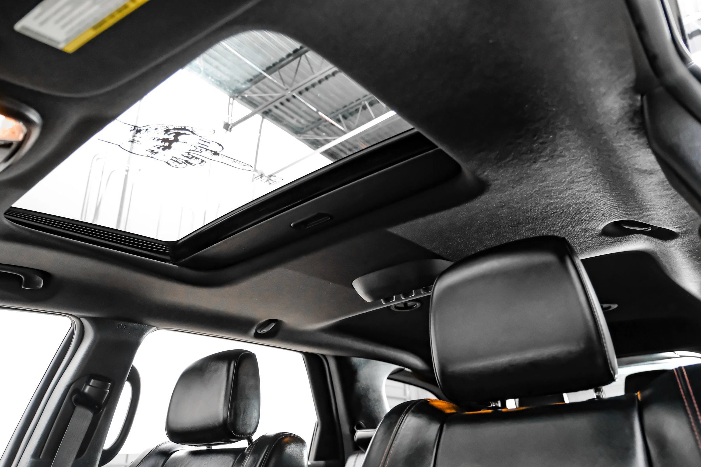 Used 2022 Dodge Durango R/T w/ Blacktop Package RWD image 21