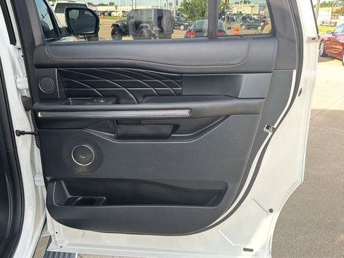 Used 2020 Ford Expedition Max Platinum AWD/4WD image 81