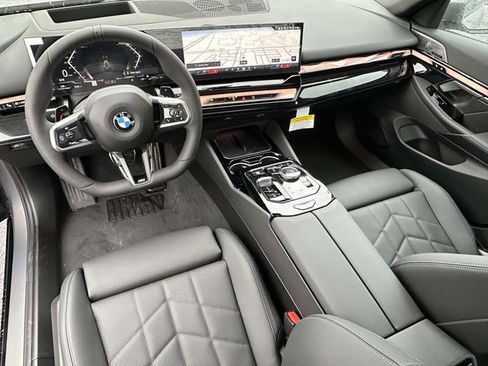 New 2026 BMW 540i xDrive w/ M Sport Package image 10
