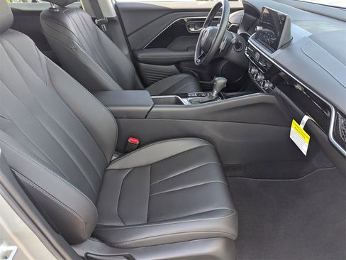 Certified 2025 Acura ADX FWD image 14