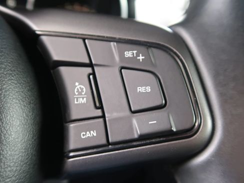 Used 2016 Jaguar F-TYPE Convertible RWD image 31