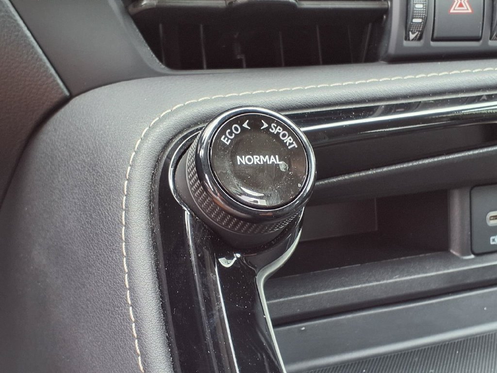 Used 2025 Lexus NX 250 FWD w/ Cold Area Package image 30
