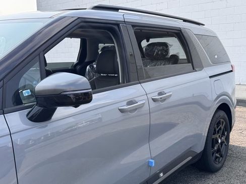 New 2026 Kia Carnival SX Prestige image 40