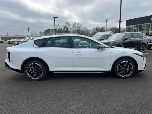 Used 2025 Kia K4 GT-Line w/ GT-Line Premium Package image 8