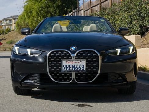 Used 2025 BMW 430i Convertible w/ Convenience Package image 4