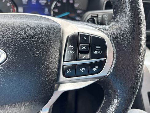 Used 2021 Ford Explorer XLT w/ Equipment Group 202A image 16