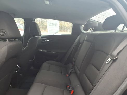 Used 2024 Chevrolet Malibu LT image 9
