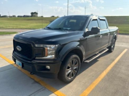 Used 2018 Ford F150 XLT w/ Equipment Group 302A Luxury AWD/4WD image 22
