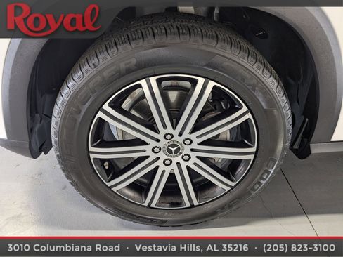 Used 2025 Mercedes-Benz GLE 350 4MATIC image 29