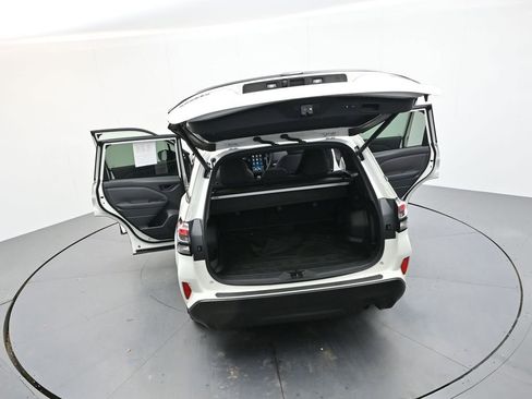 Used 2025 Subaru Forester Premium w/ Protection Package (1PH) image 38