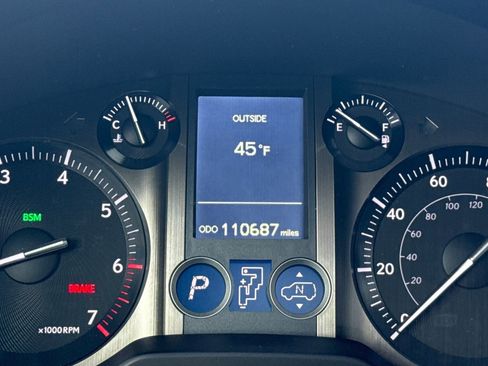 Used 2017 Lexus GX 460 Luxury w/ Preferred Accessory Package image 19