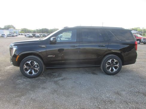 New 2026 GMC Yukon AT4 Ultimate AWD/4WD image 7