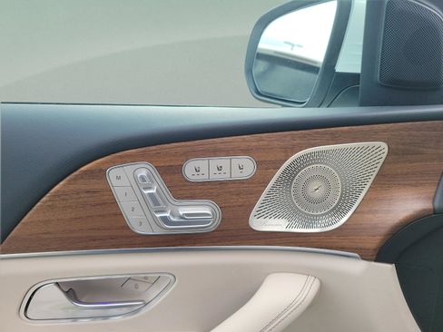 New 2026 Mercedes-Benz GLS 450 4MATIC image 12