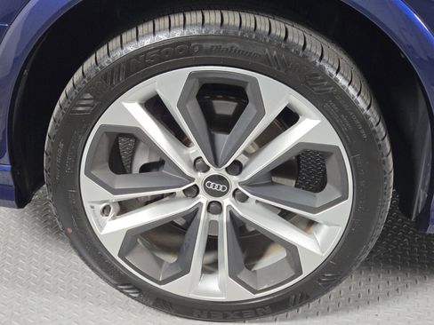 Used 2022 Audi Q3 2.0T Premium Plus w/ Premium Plus Package image 9