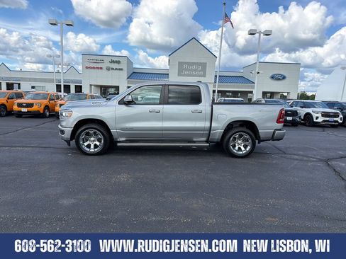 Used 2022 RAM 1500 Big Horn AWD/4WD image 2