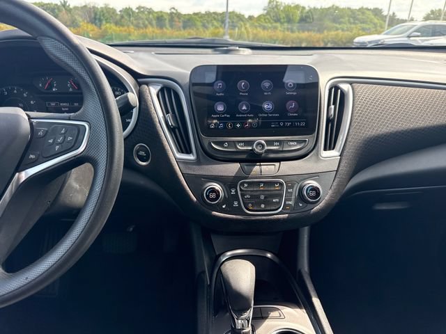 Used 2025 Chevrolet Malibu LT FWD image 18