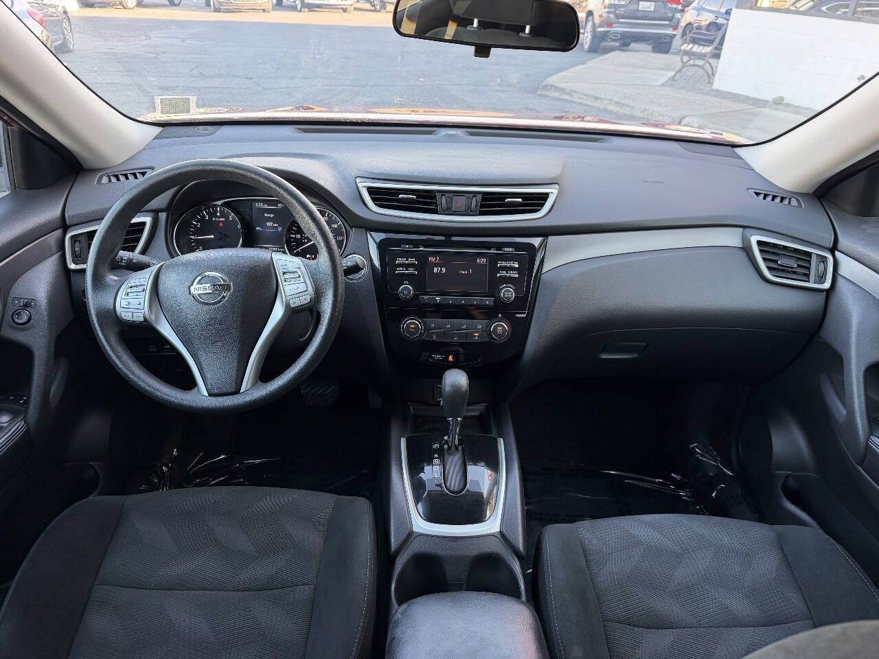 Used 2016 Nissan Rogue SV AWD/4WD image 10