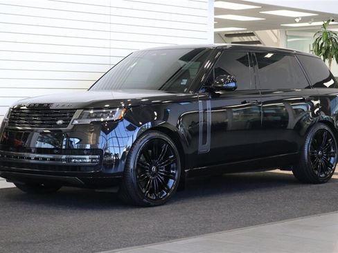 Used 2025 Land Rover Range Rover Long Wheelbase Autobiography AWD/4WD image 1