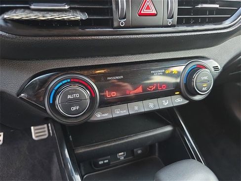 Used 2023 Kia Forte GT-Line image 16